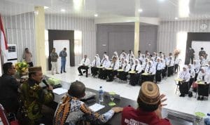 7F037878-BA39-4CC0-91F7-2C00D588C747