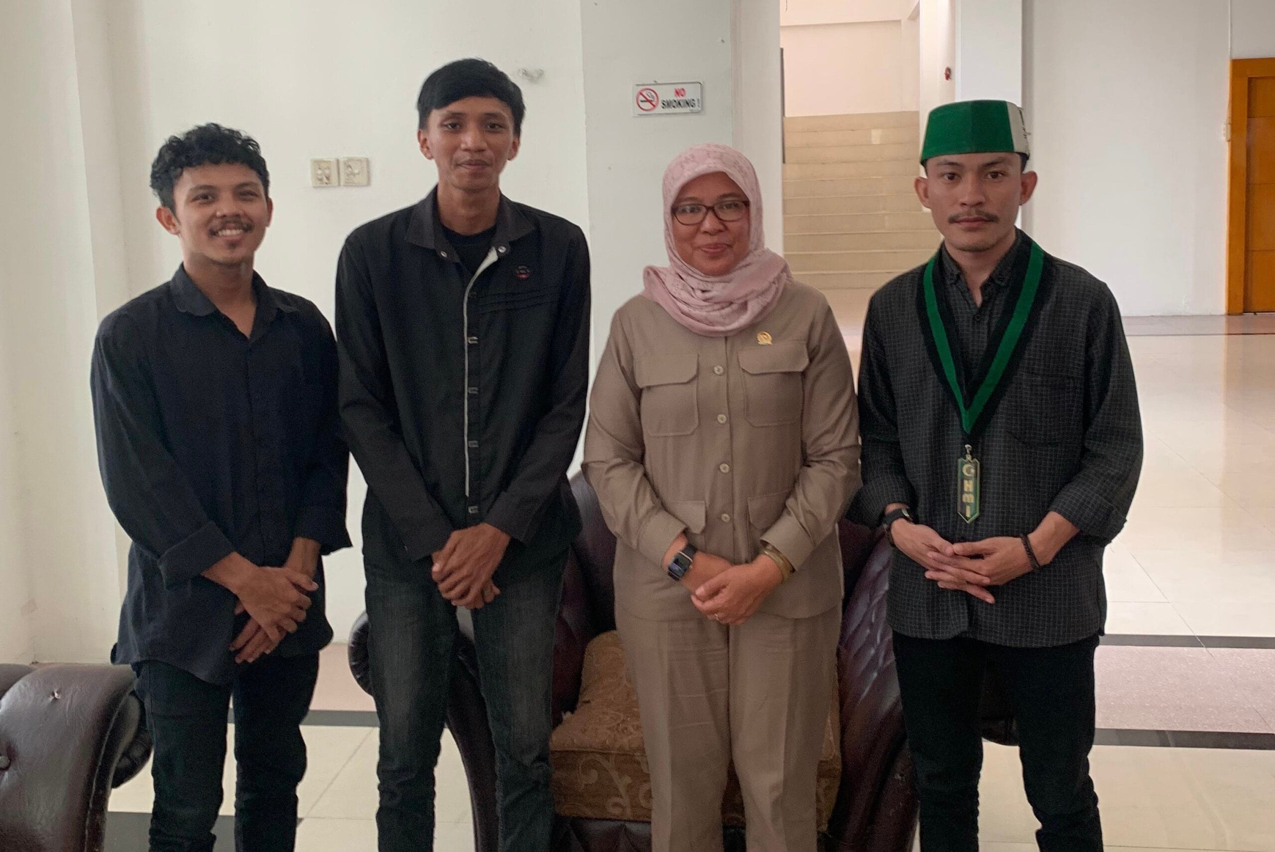 5cc8d68d-68cd-451c-a9f0-56726f8e36a4