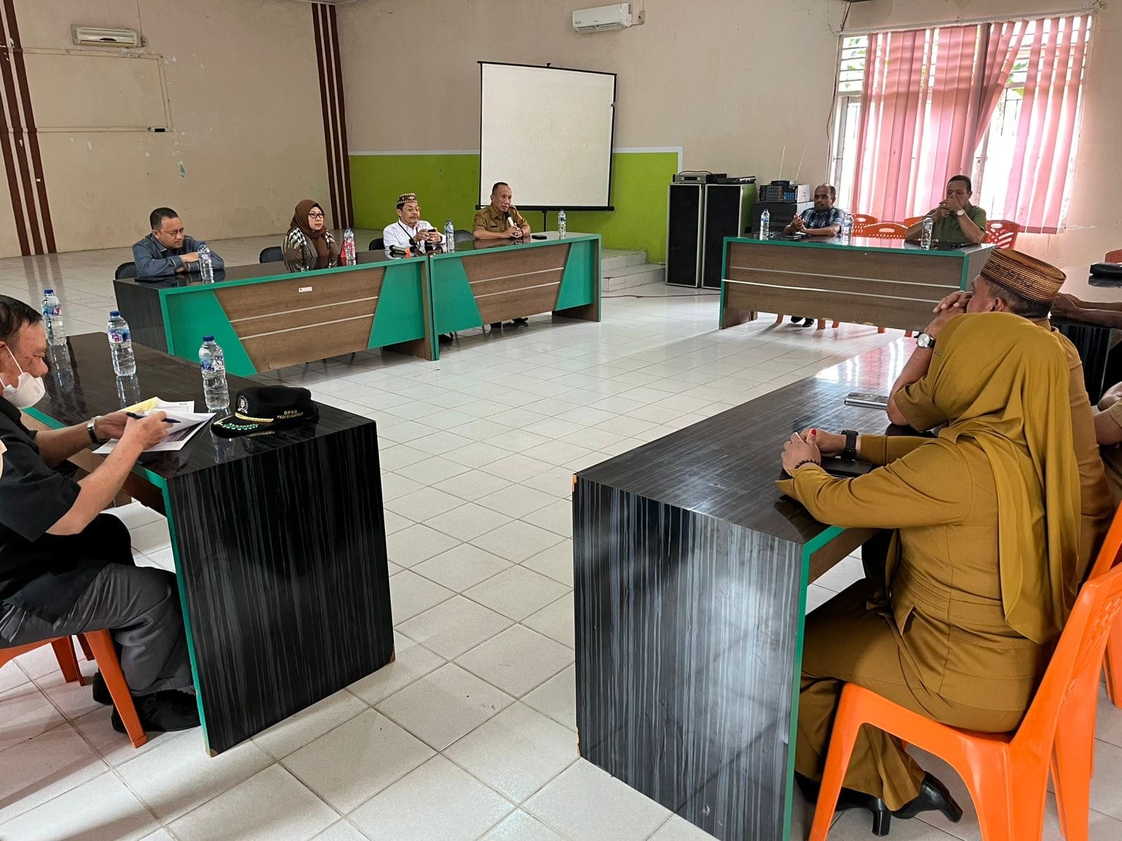 e091ae38-061a-4816-80b5-a6b5de3c3545