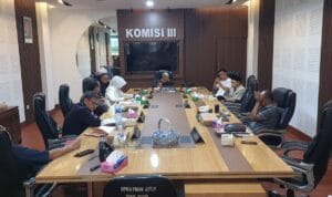 01613f14-b6d2-4a71-bd5d-7443d9a38727